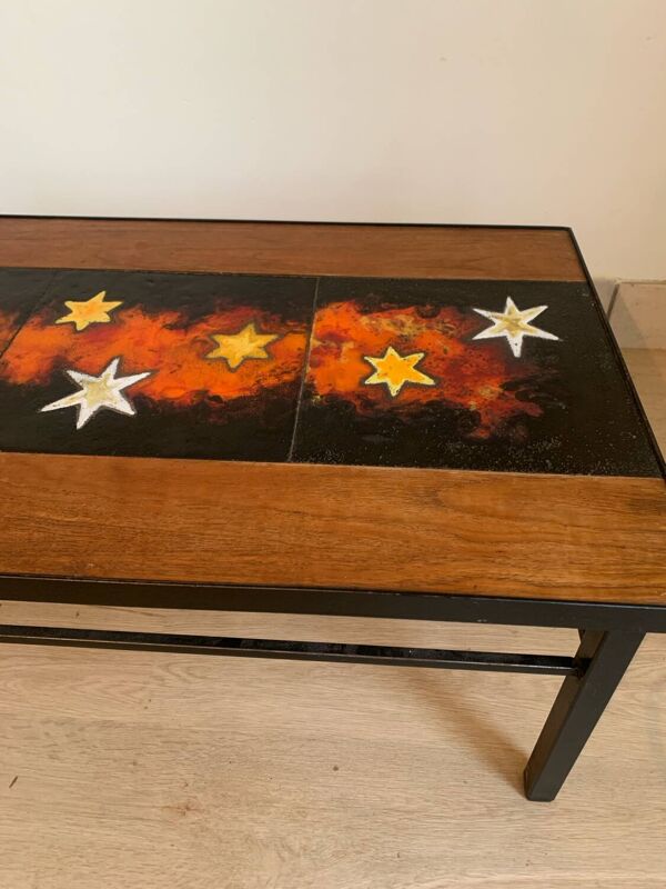 Table basse en teck et pierre de lave