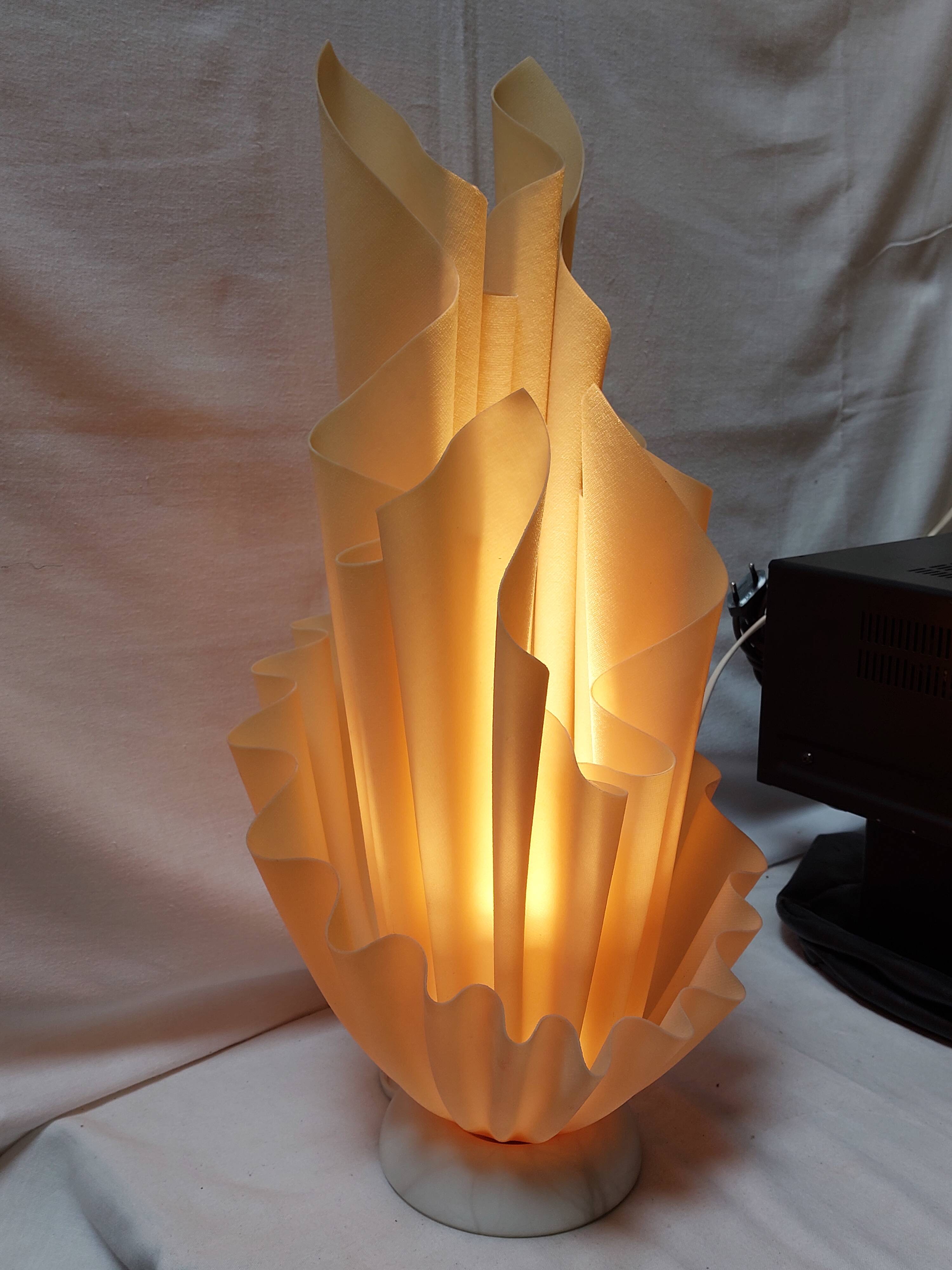 Large Corolle table lamp by Georgia Jacob - Vintage 70s