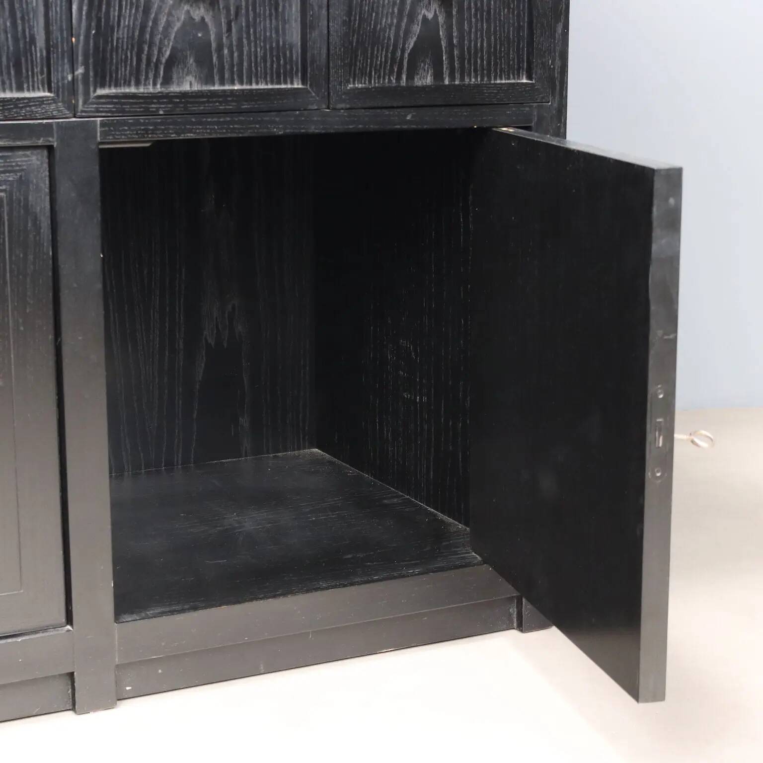 Vintage buffet Cassina design Charles Rennie Mackintosh 1980s