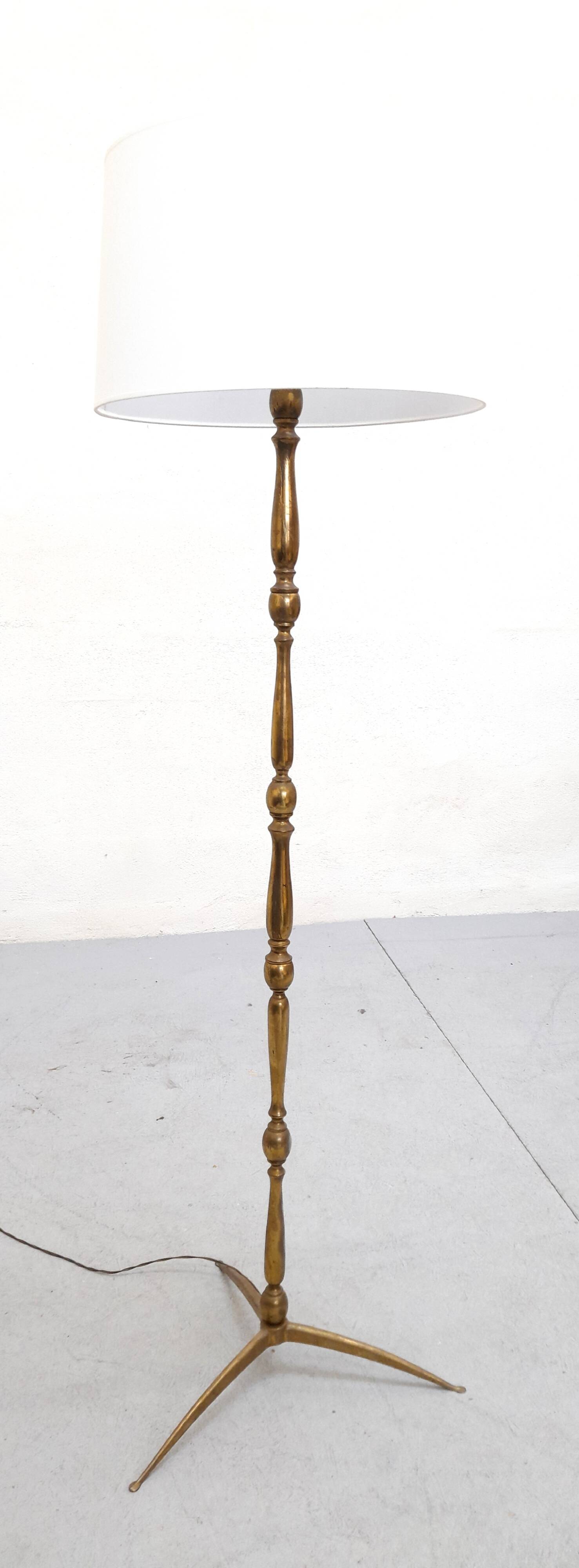 Vintage Italian gilded bronze floor lamp from the 1940s