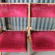 Rangée de 4 chaises de théâtre