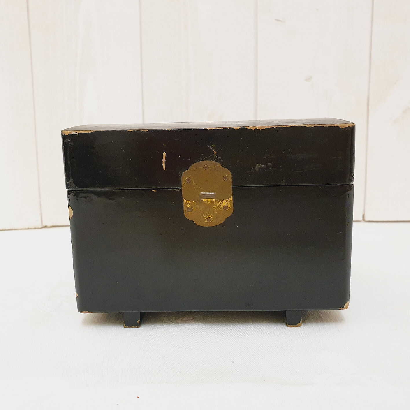 Music box with dancer