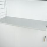 Tomado shelf
