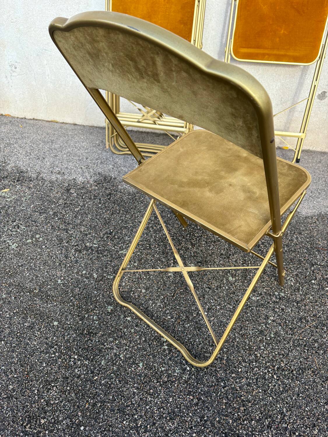 Set of 6 folding chairs