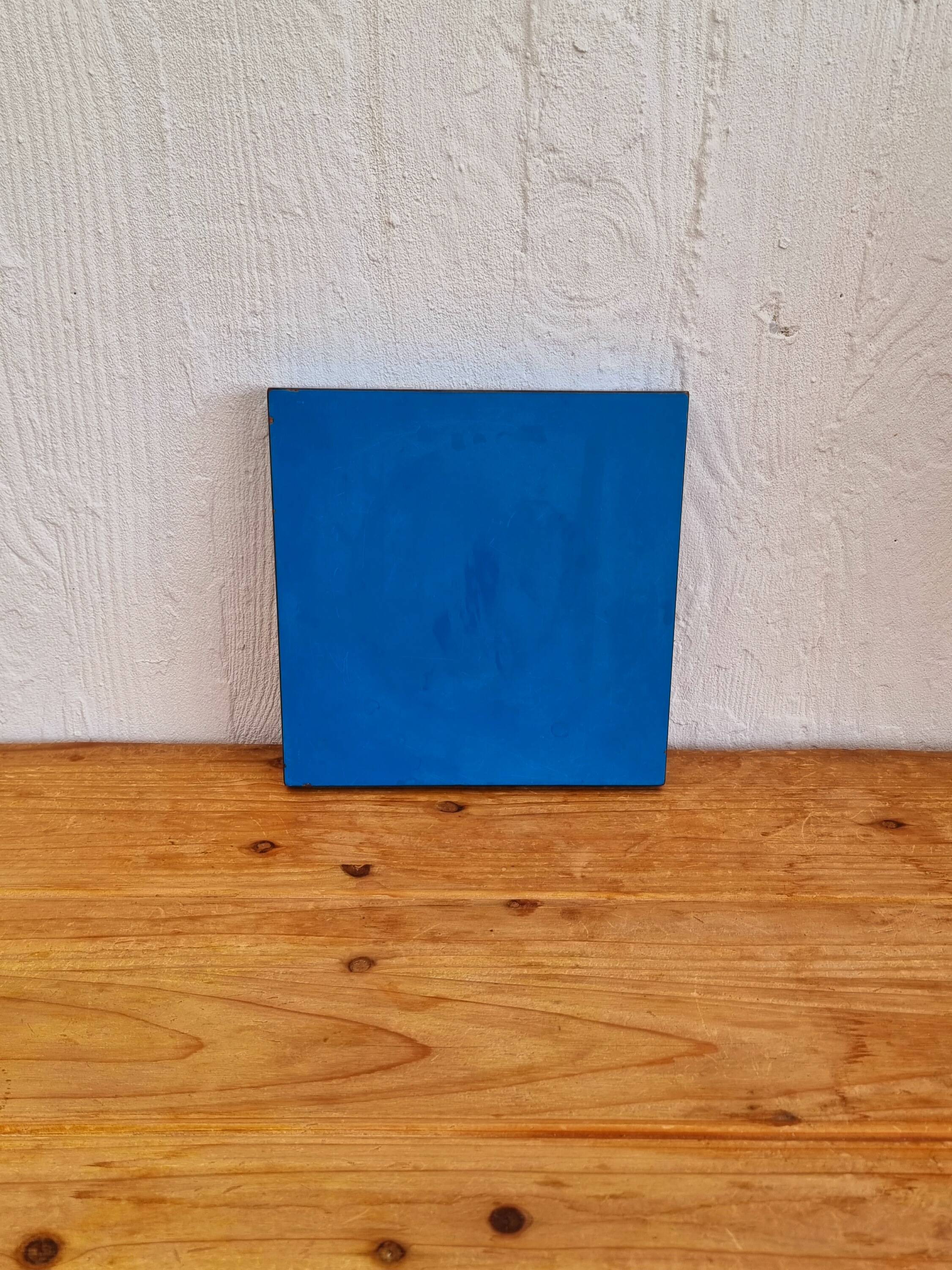 Blue formica trivet