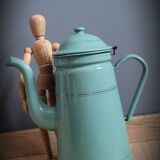 Green enamelled coffee maker lineage
