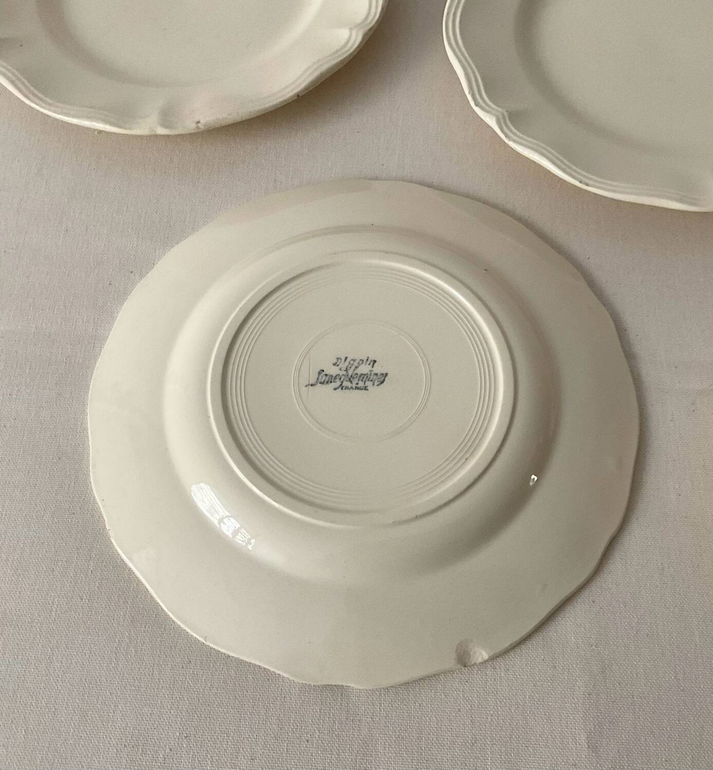 Set of 5 flat plates Sarreguemines – White earthenware – Bor