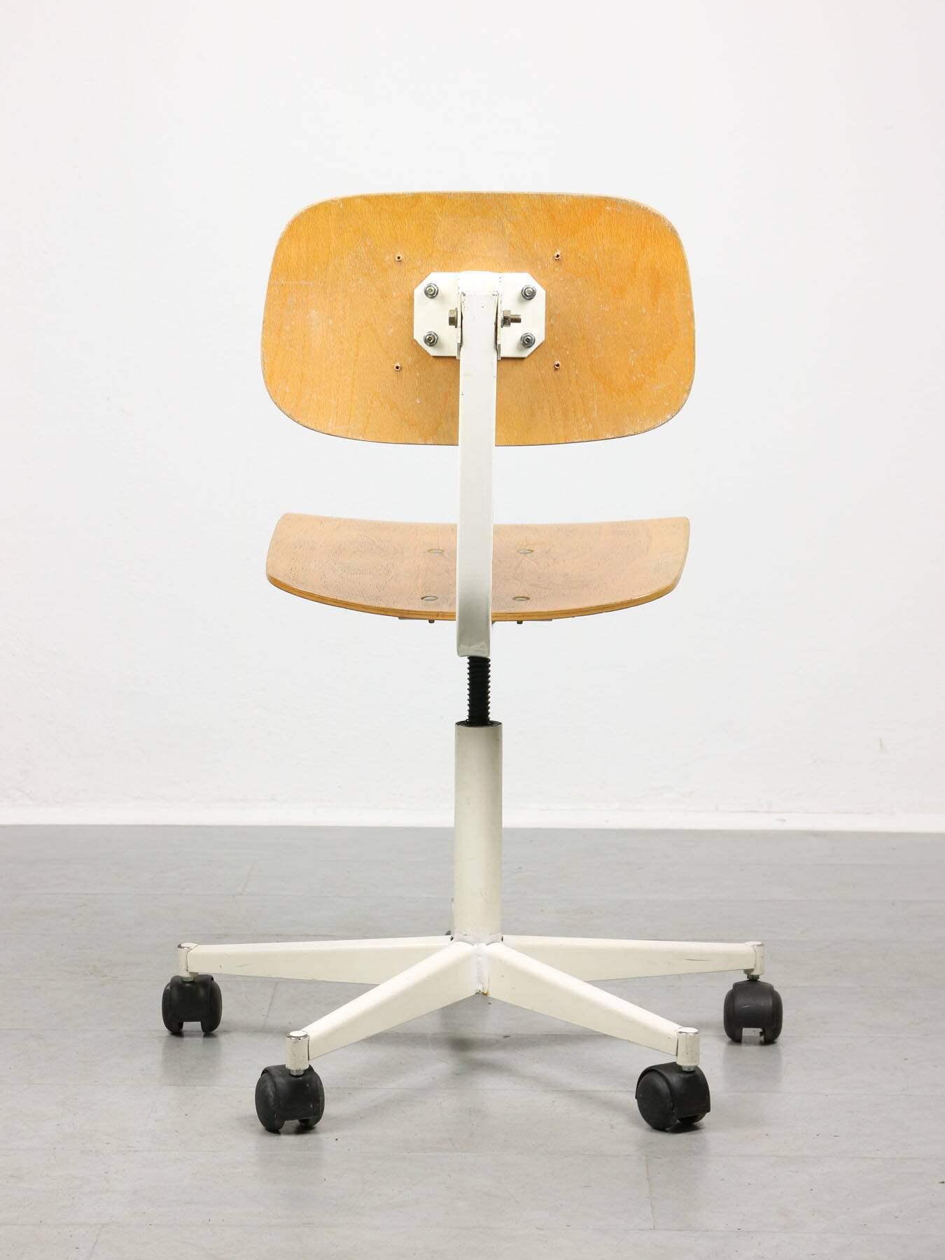 Vintage White & Wooden Swivel Office Chair, 70s