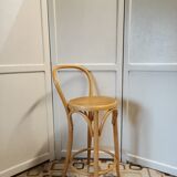 Bar stool