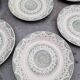 Lot of 8 flat plates in antique English earthenware, fine ware, with patterns.