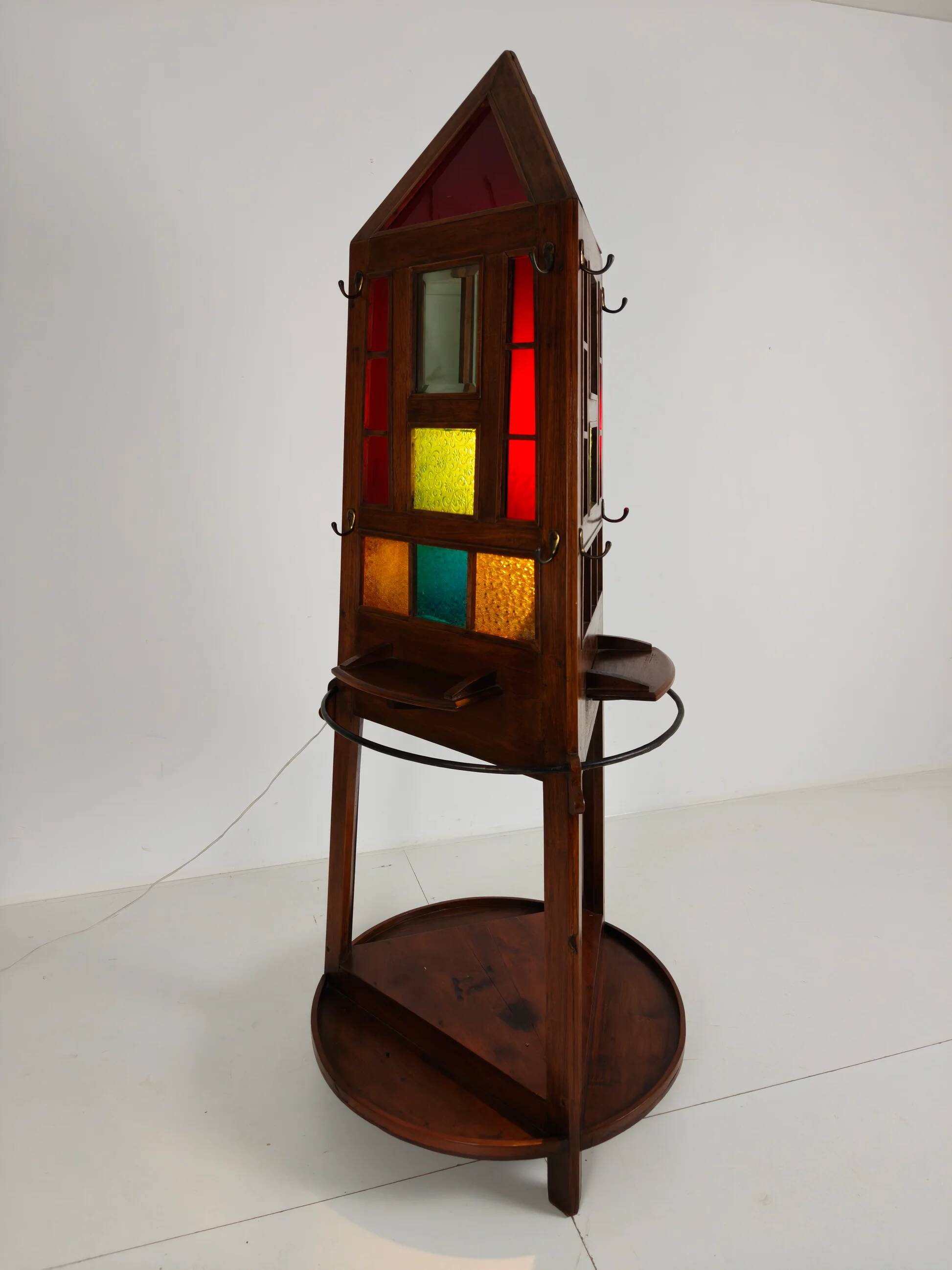 Porte-manteau / porte-parapluies Art Déco en chêne unique – Design obélisque des années 1920 avec vitrail