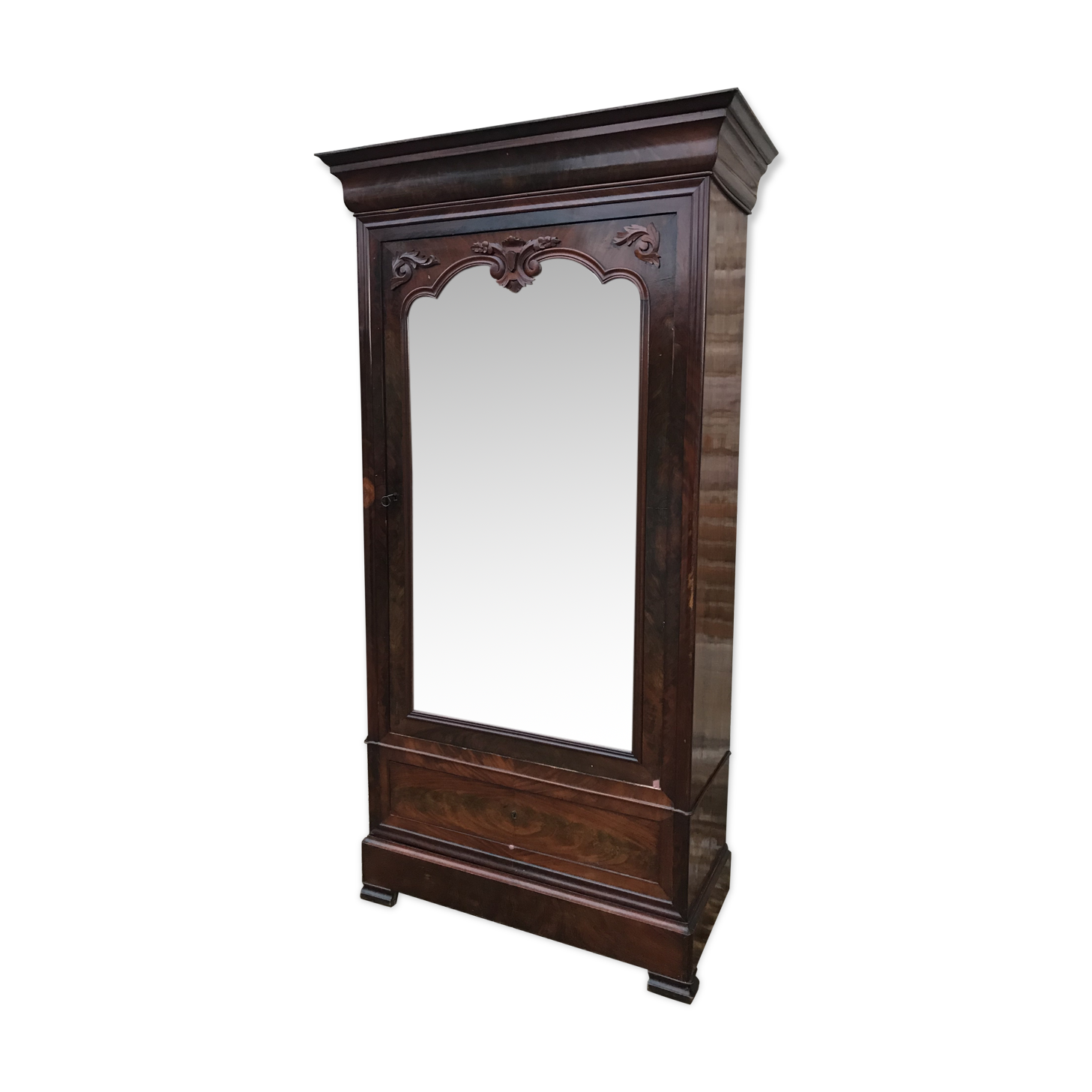 Ice Louis Philippe mahogany Cabinet