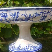 Fruit bowl from the Moustiers de Bordeaux earthenware factory by Jules Vieillard & Cie 1890.95