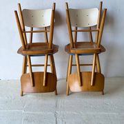 Chaises de salle à manger par TON