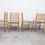 Danish ensemble transformable table 114 cm / 154 + 4 modernist chairs from the 1970s
