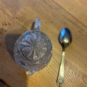 Hand-cut crystal cream jug - Vintage charm