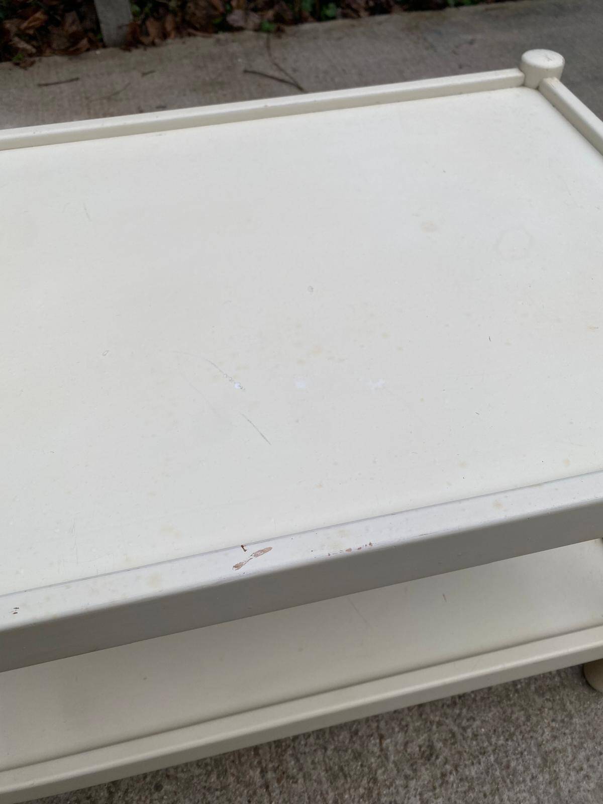 Table basse vintage blanche en bois double plateau