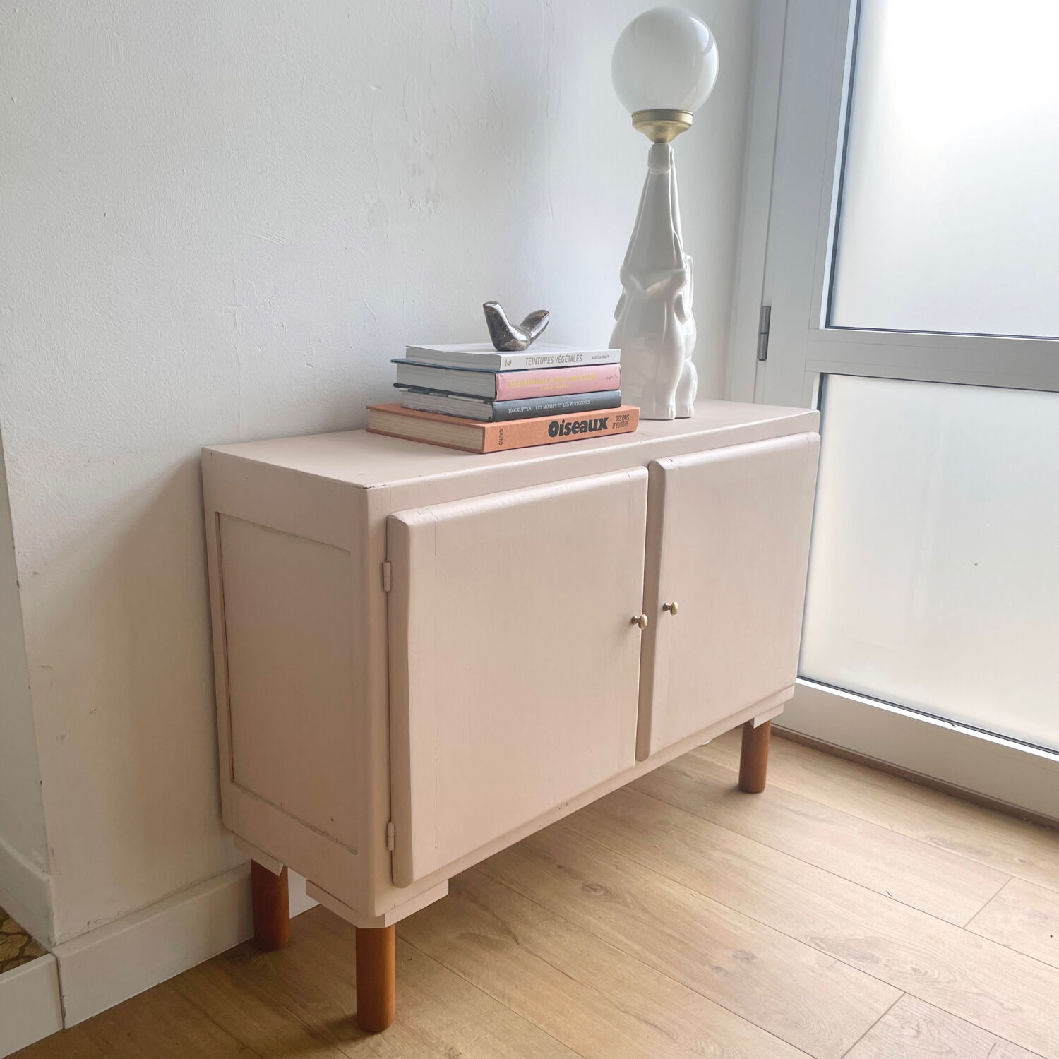 Mado type base cabinet