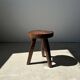 Tripod stool in upcycled teak high hollow - Small tripod stool in solid brown wood seat circ