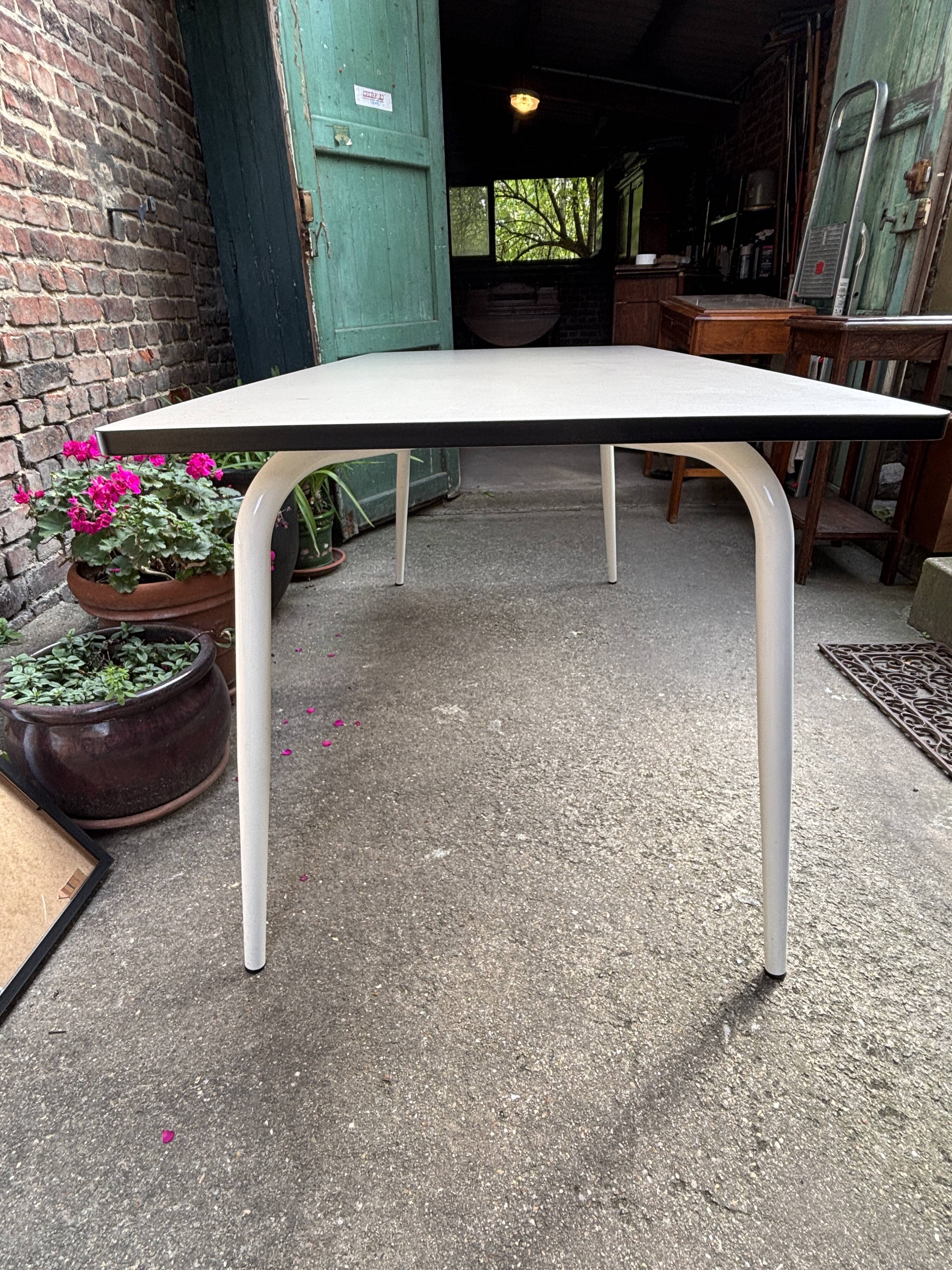 The Gambettes Formica Table