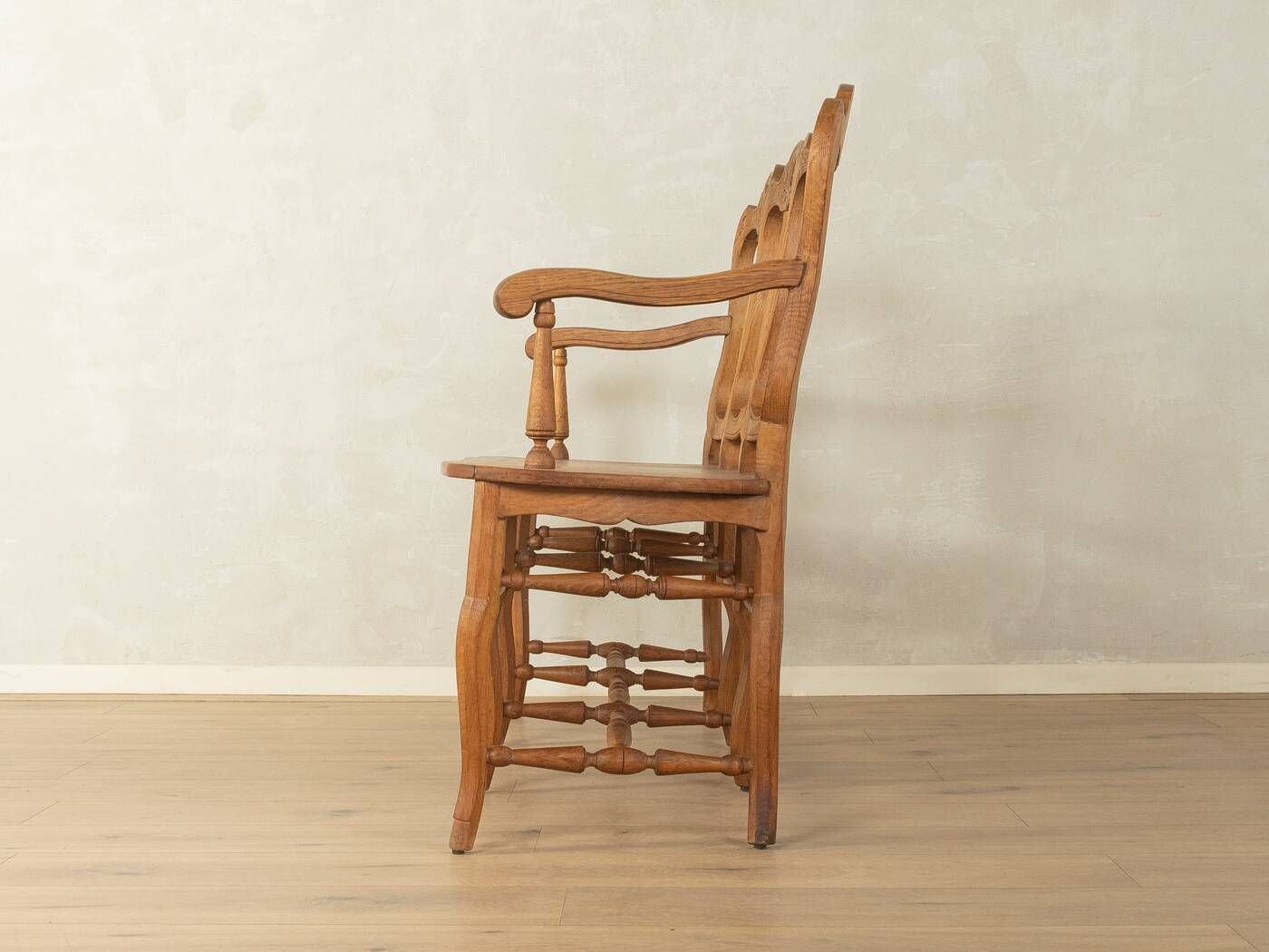 Ensemble de sièges antiques