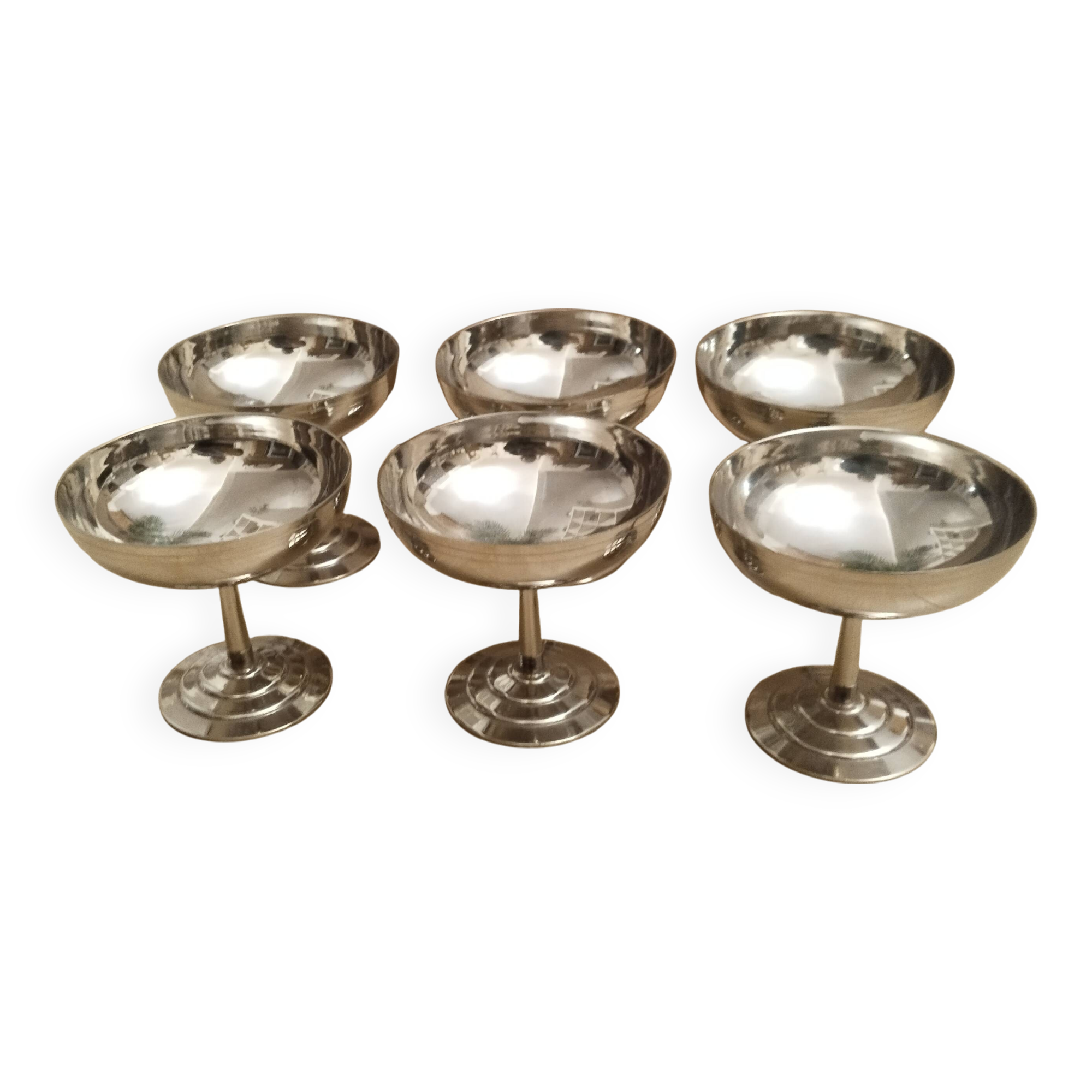 RESERVE: set of 94 ice cream cups (for Heini)