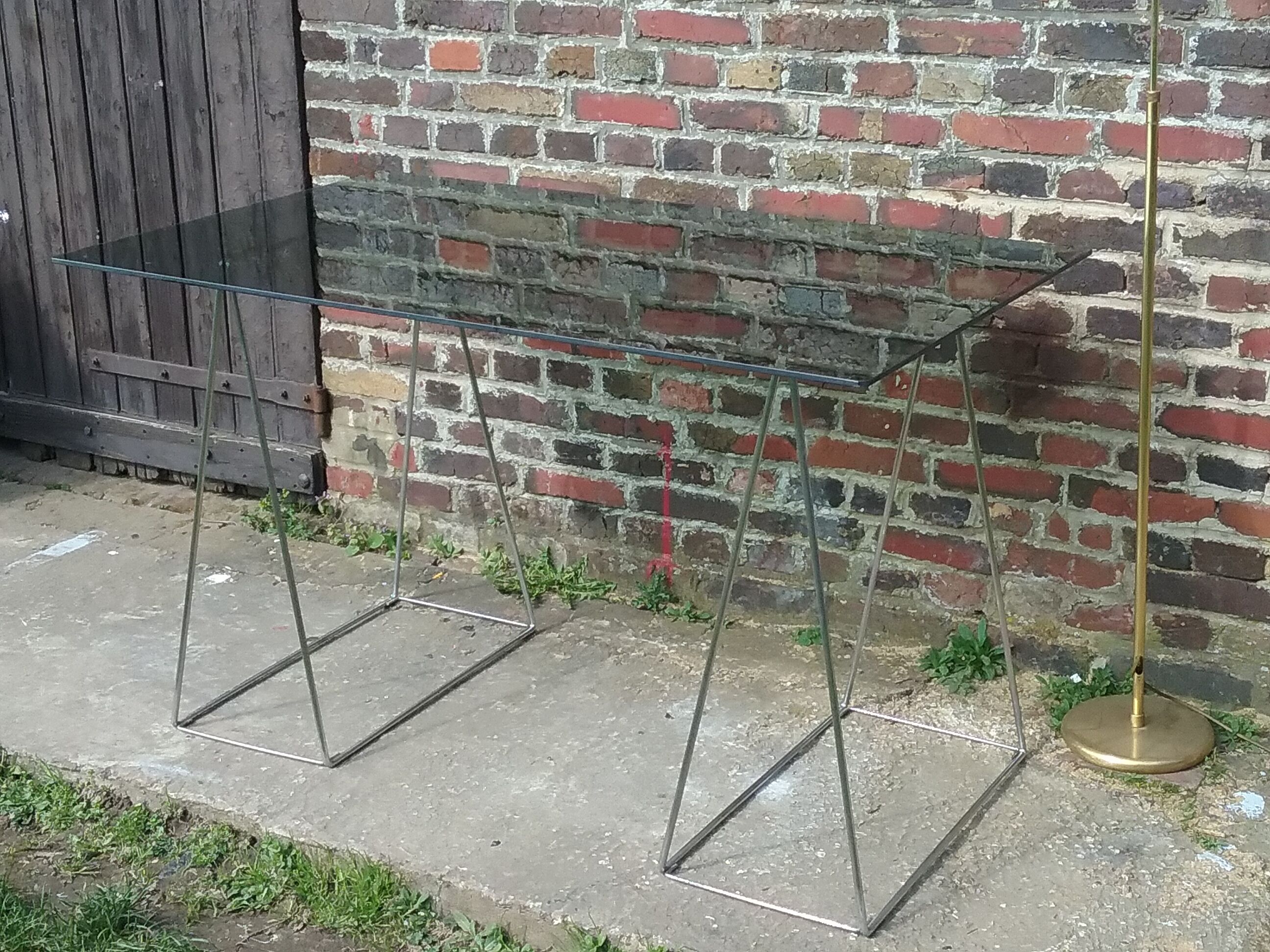 Steel wire desk and smoked glass tray