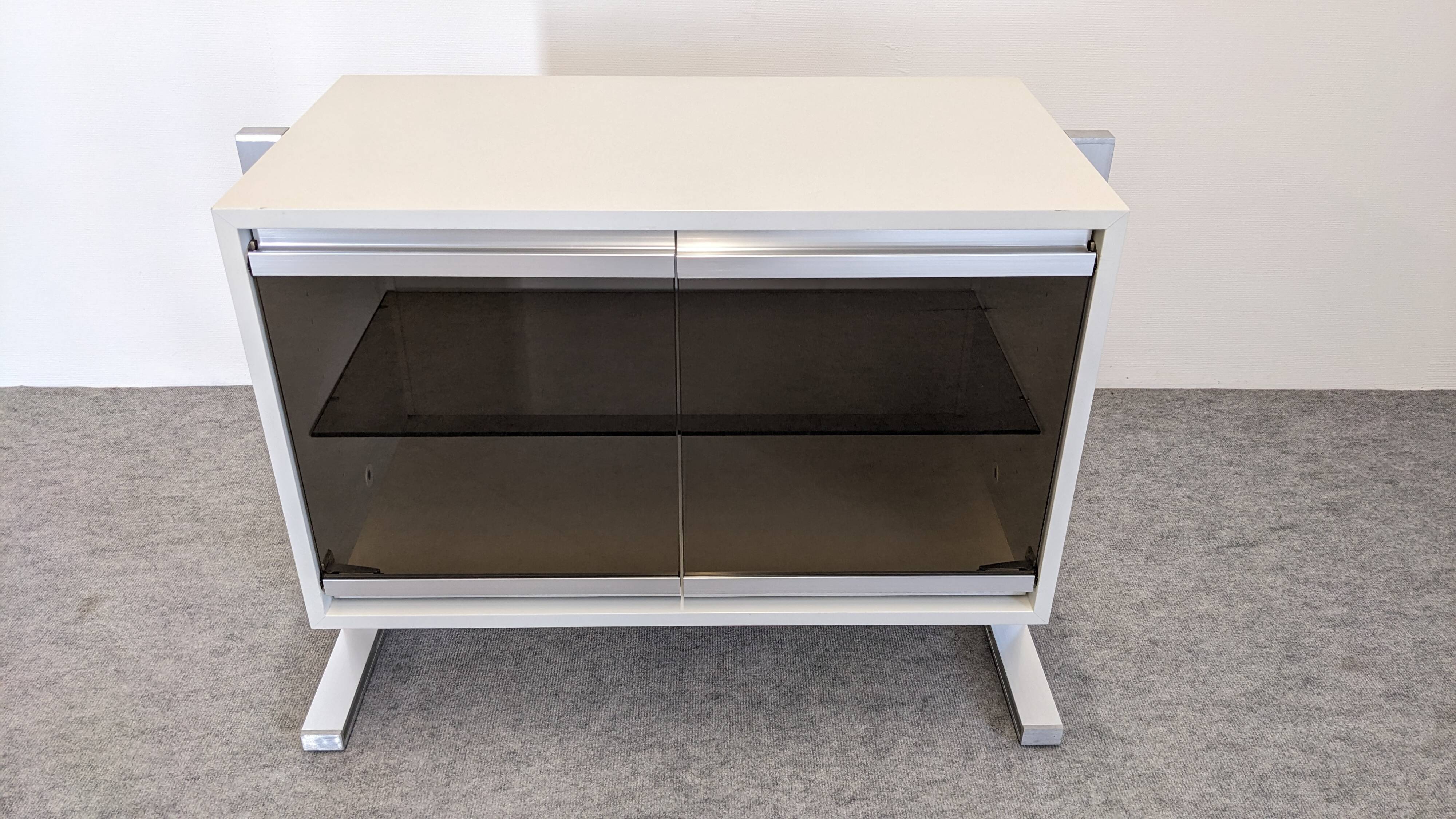 Buffet bas vitré de Michel Ducaroy pour Ligne Roset, France vers 1970