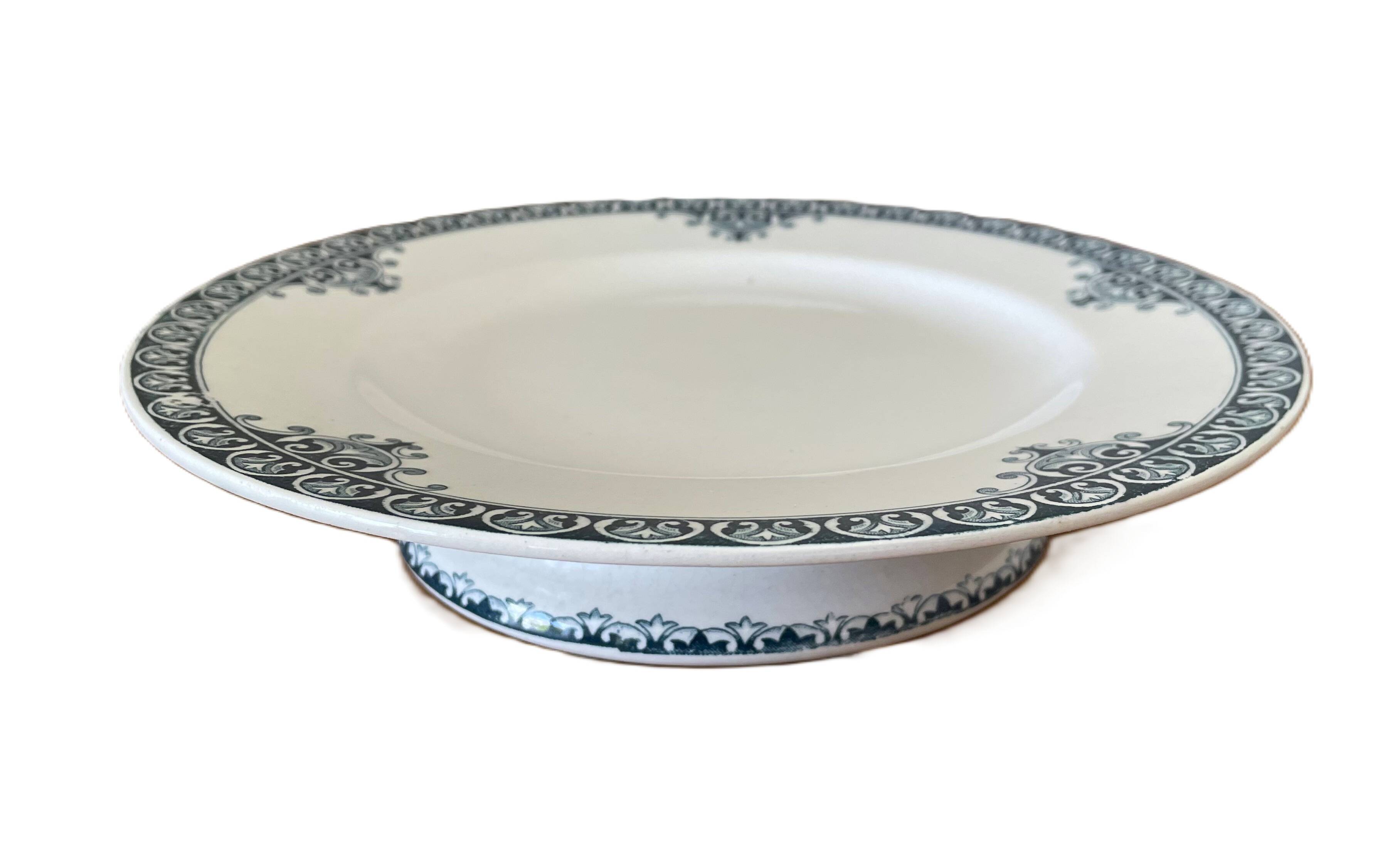 Antique dish for mignardises in Saint-Amand earthenware (Nord)