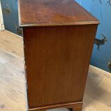 Petite commode ancienne