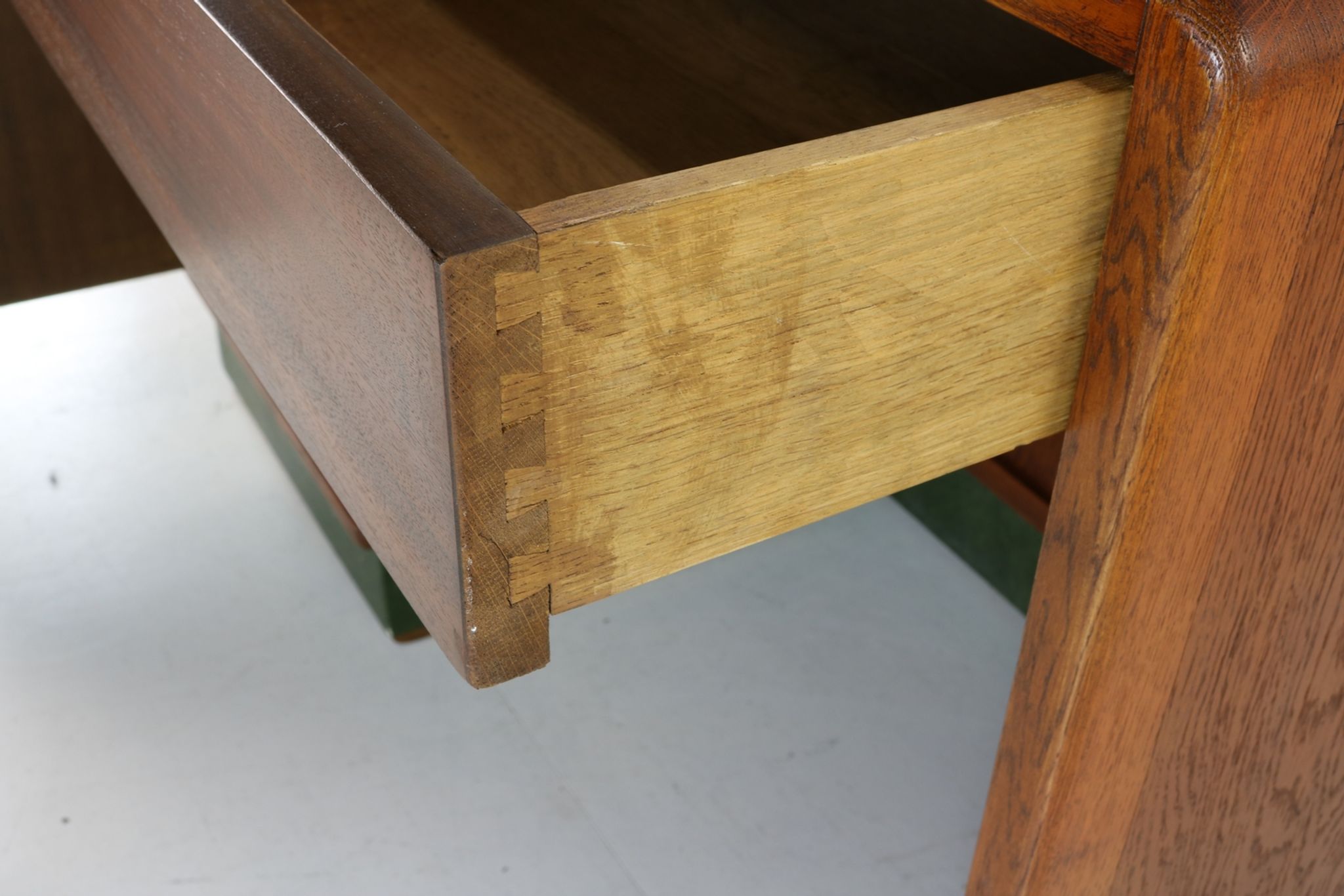 Bureau hollandais art déco