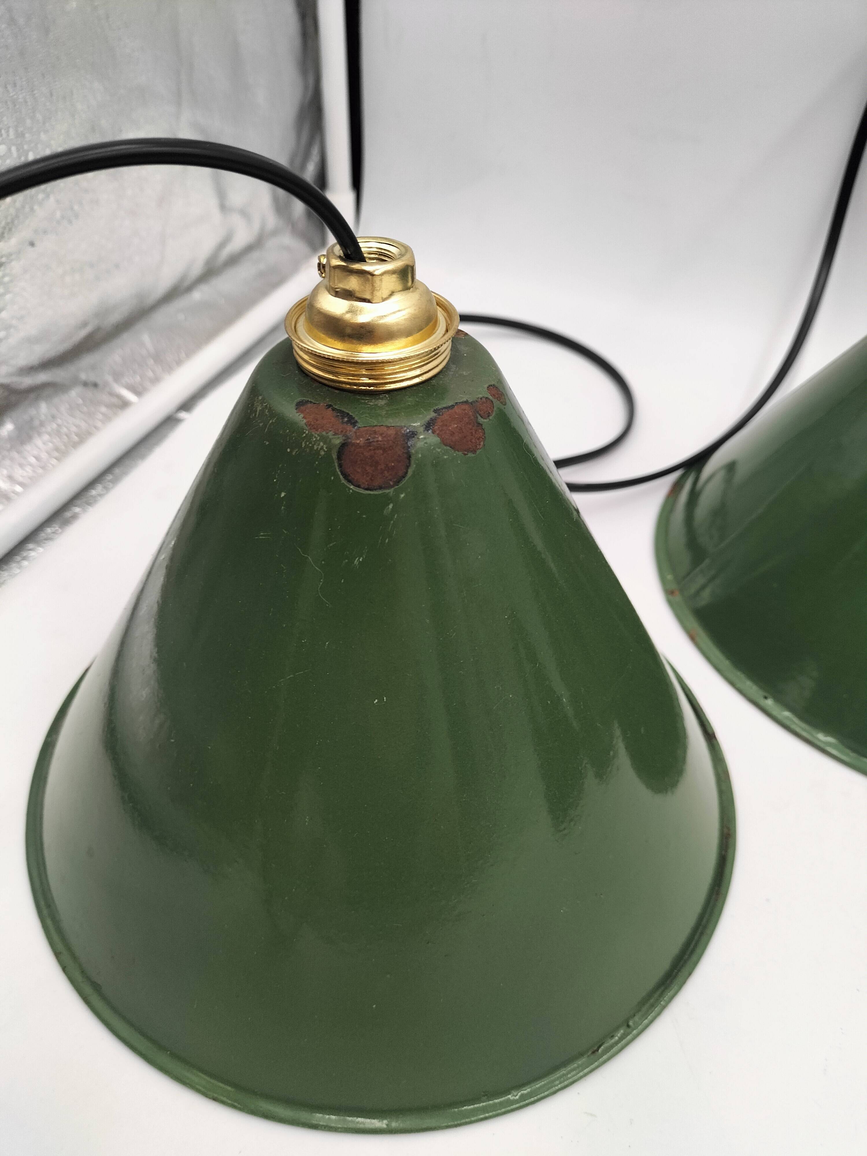 Enamelled sheet metal cone suspensions