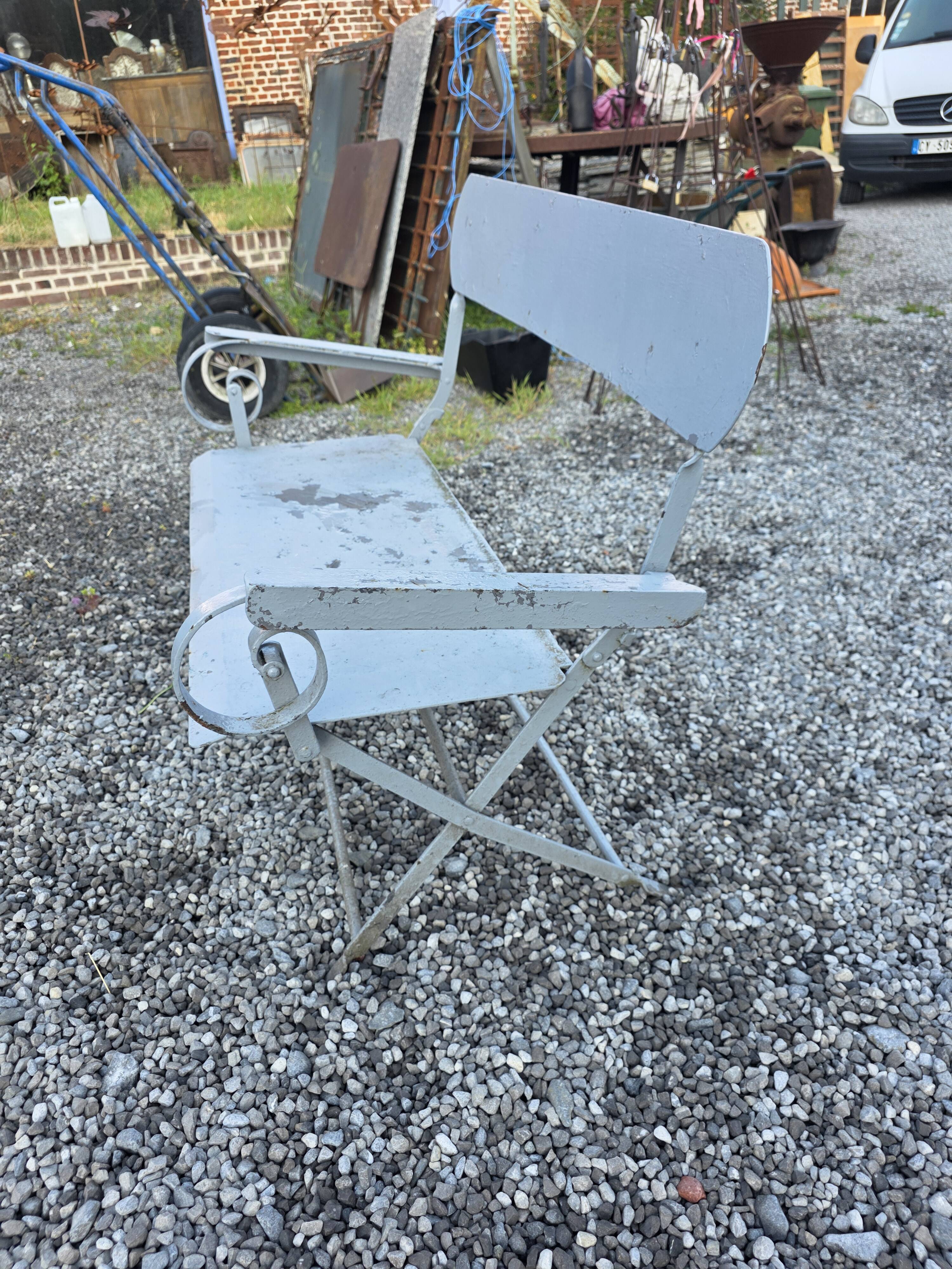 Banc de jardin ancien en fer forgé massif
