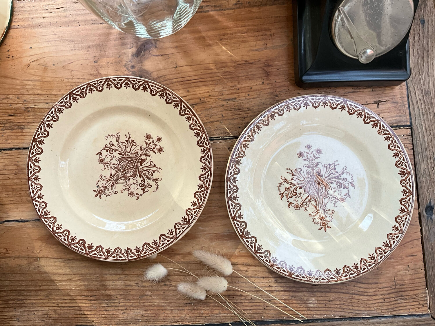 2 small plates 🍂 iron earth