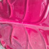 Plat en barbotine feuille rouge bordeaux