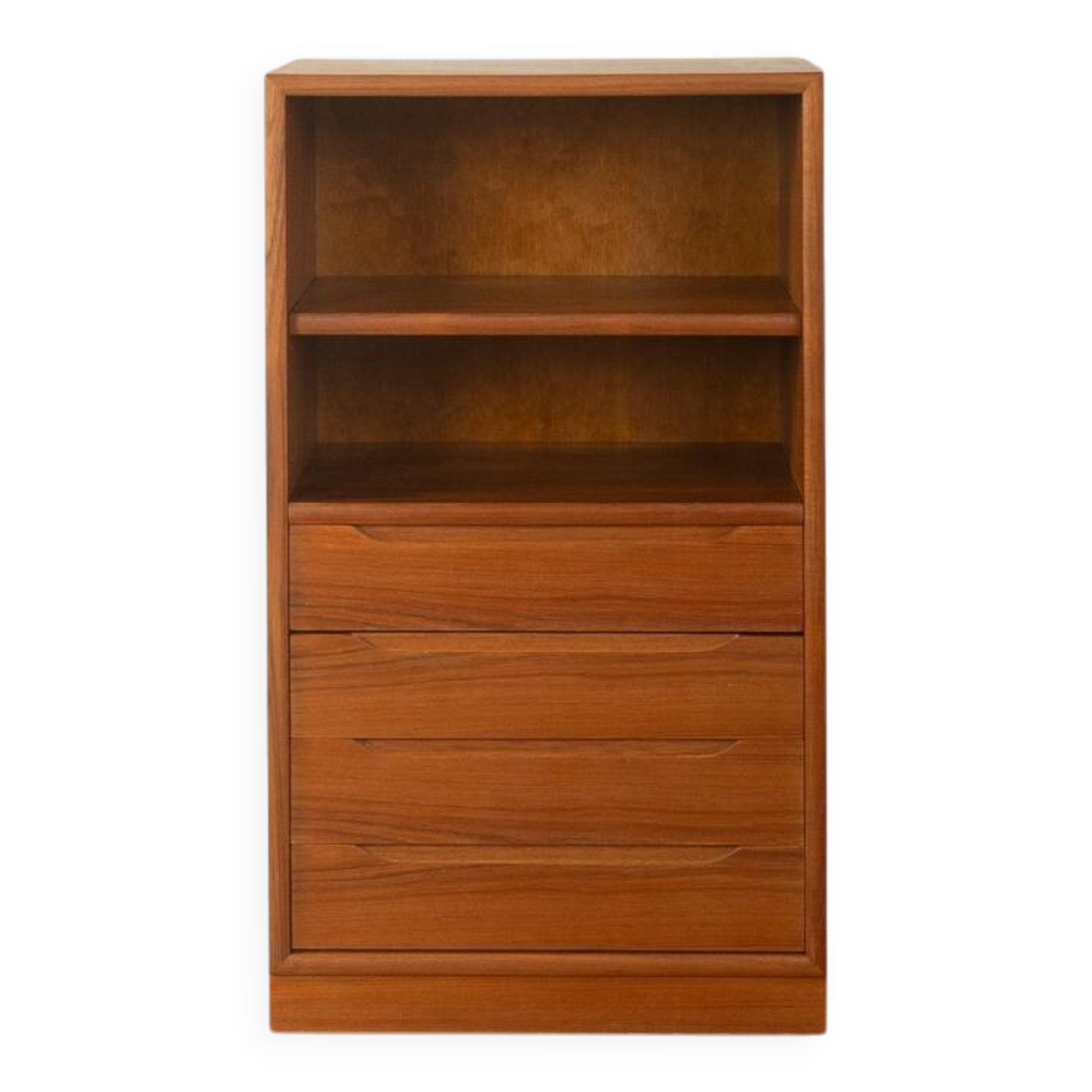 Elegant chest of drawers from the 1960s