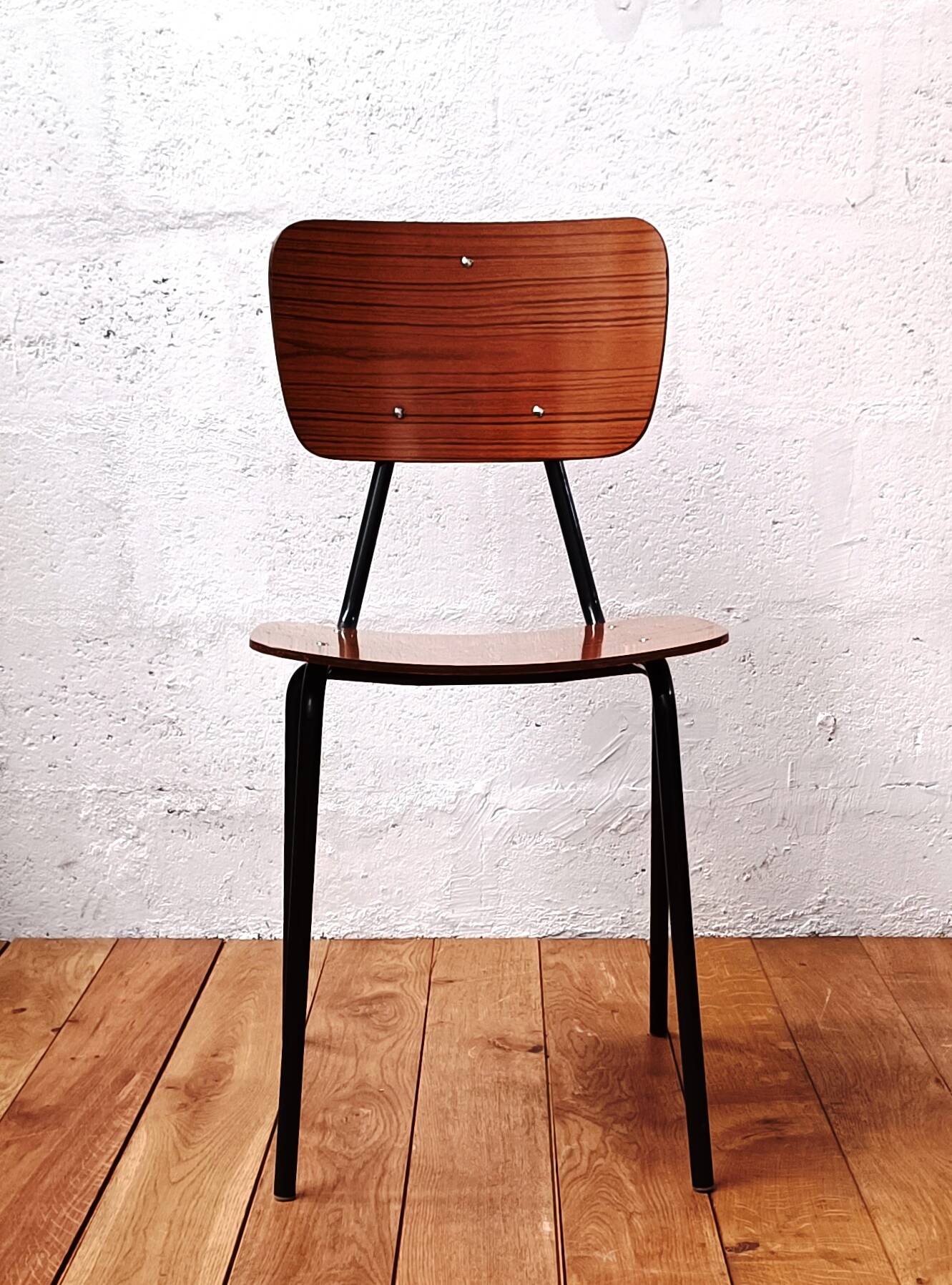 Mullca visitor chair