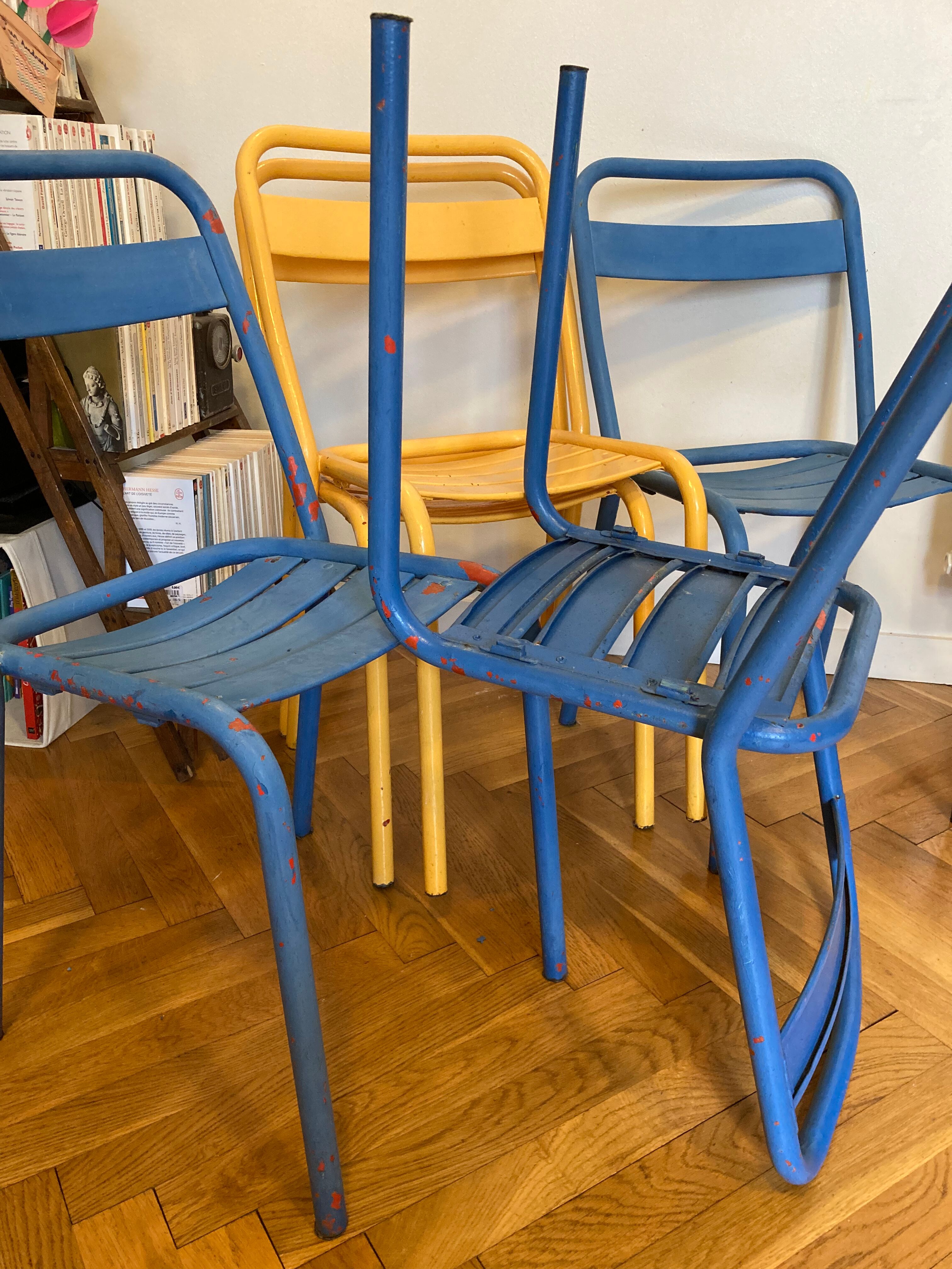 Set of 5 Tolix chairs