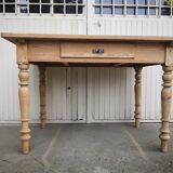 wooden dining table, vintage, turned legs, firm table style