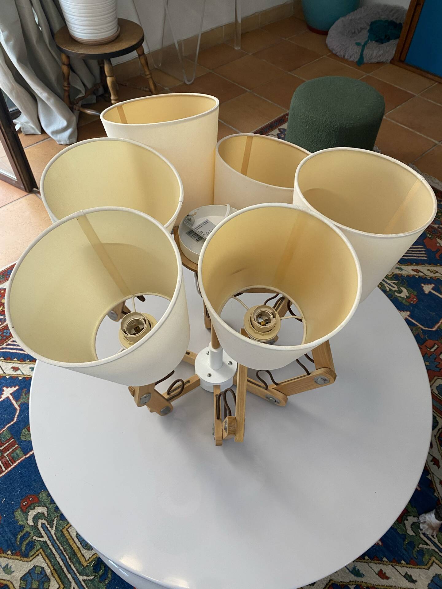 Lustre scandinave avec bras articulés