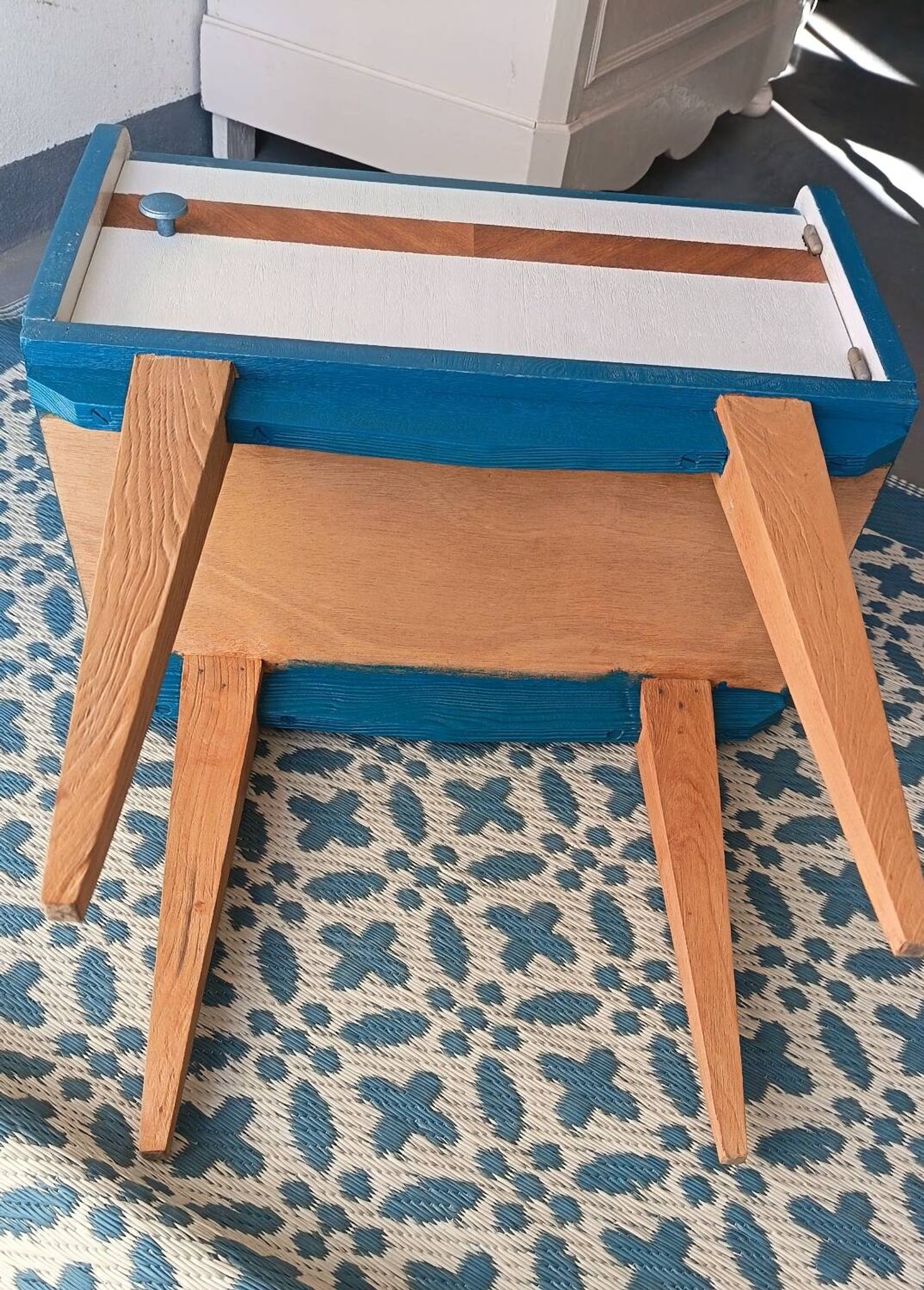 Bedside table