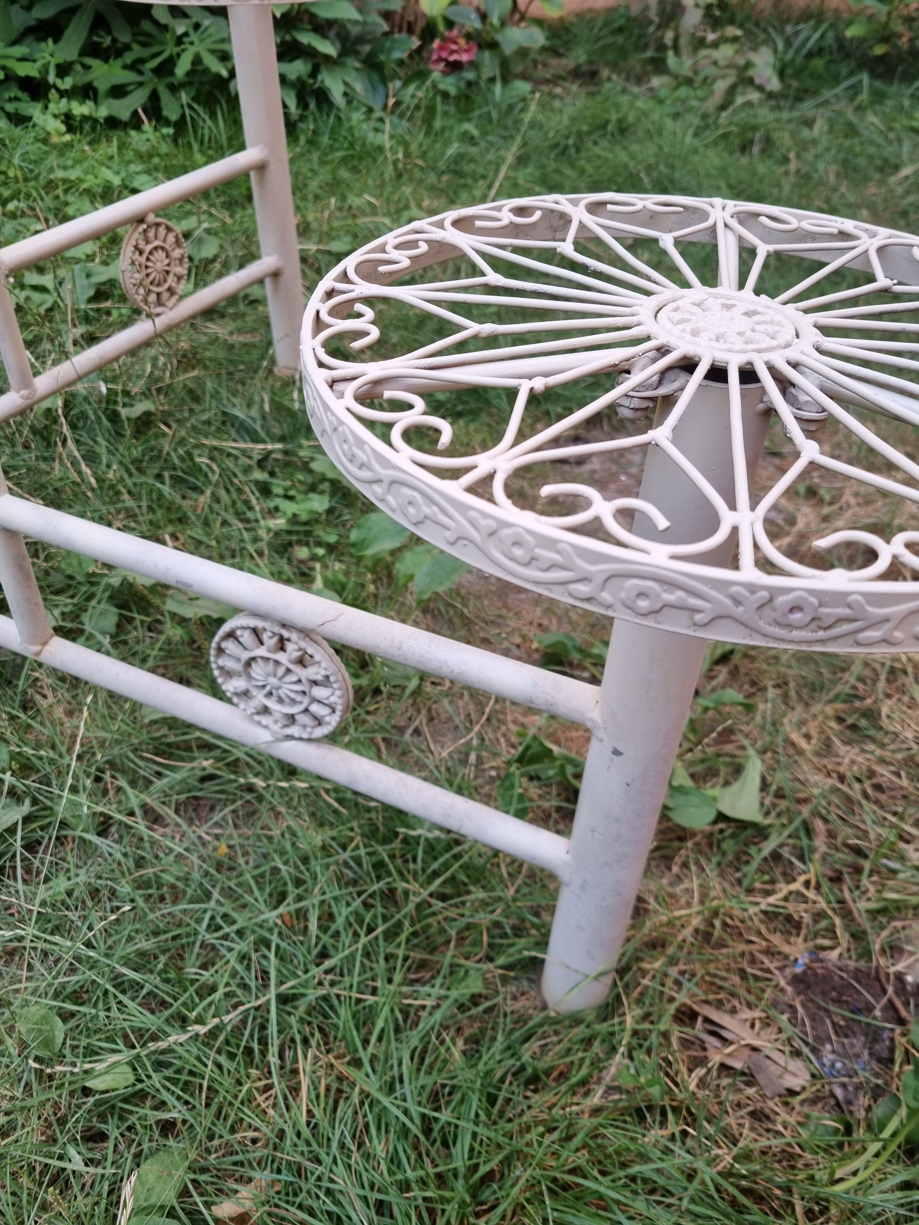 Metal garden table 60s