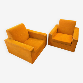 Pair of orange armchairs dating from the 70s design