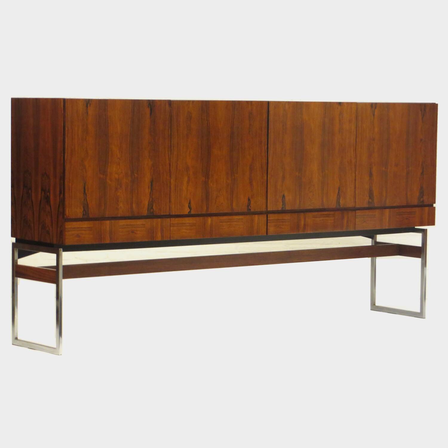 Buffet vintage design moderne du milieu du siècle en palissandre, années 1960.