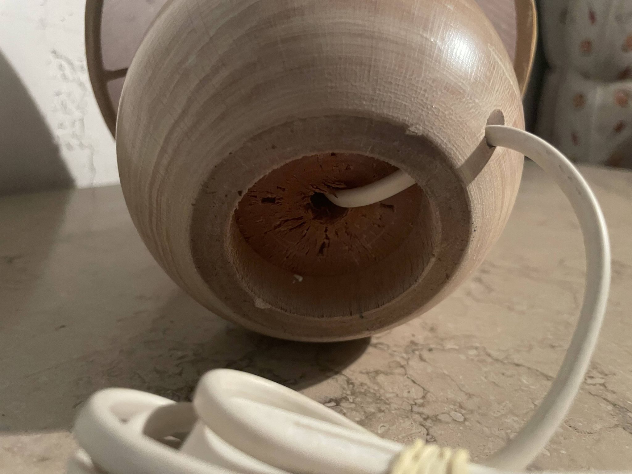 Lampe boule en bois