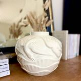 Vase boule en faïence à décor de mouettes, 1970