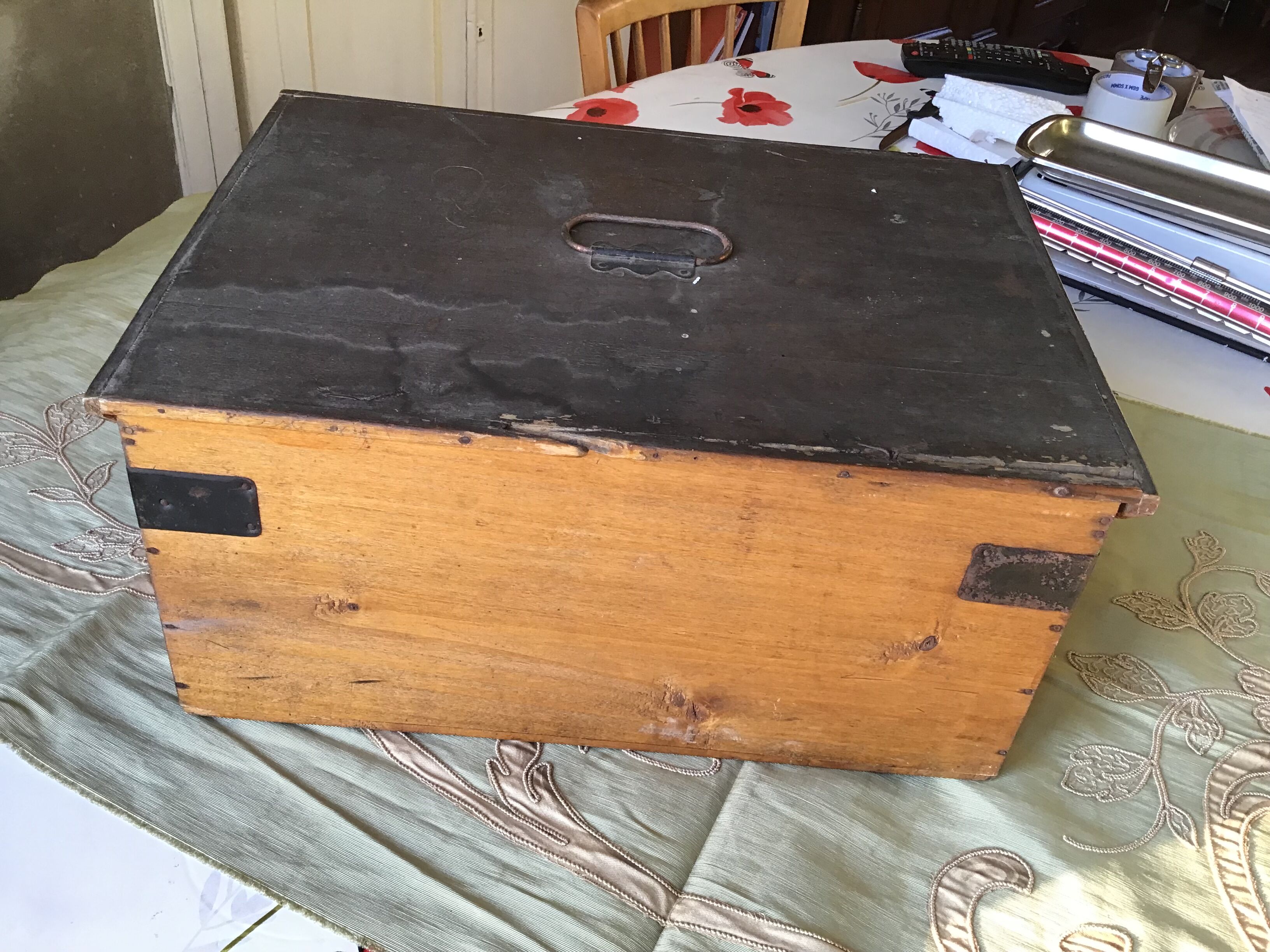 Box box wood transport school