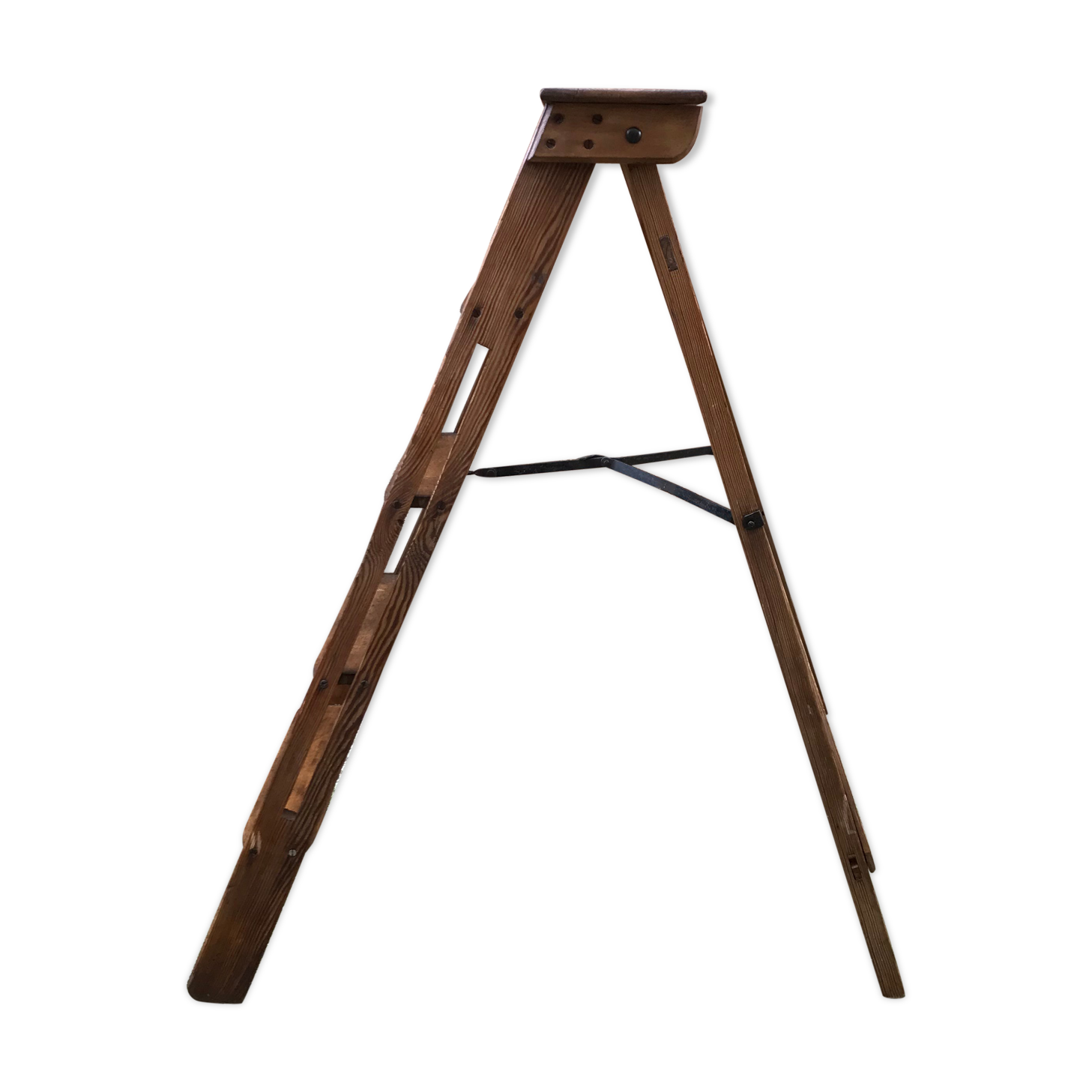 Wooden painter stepladder