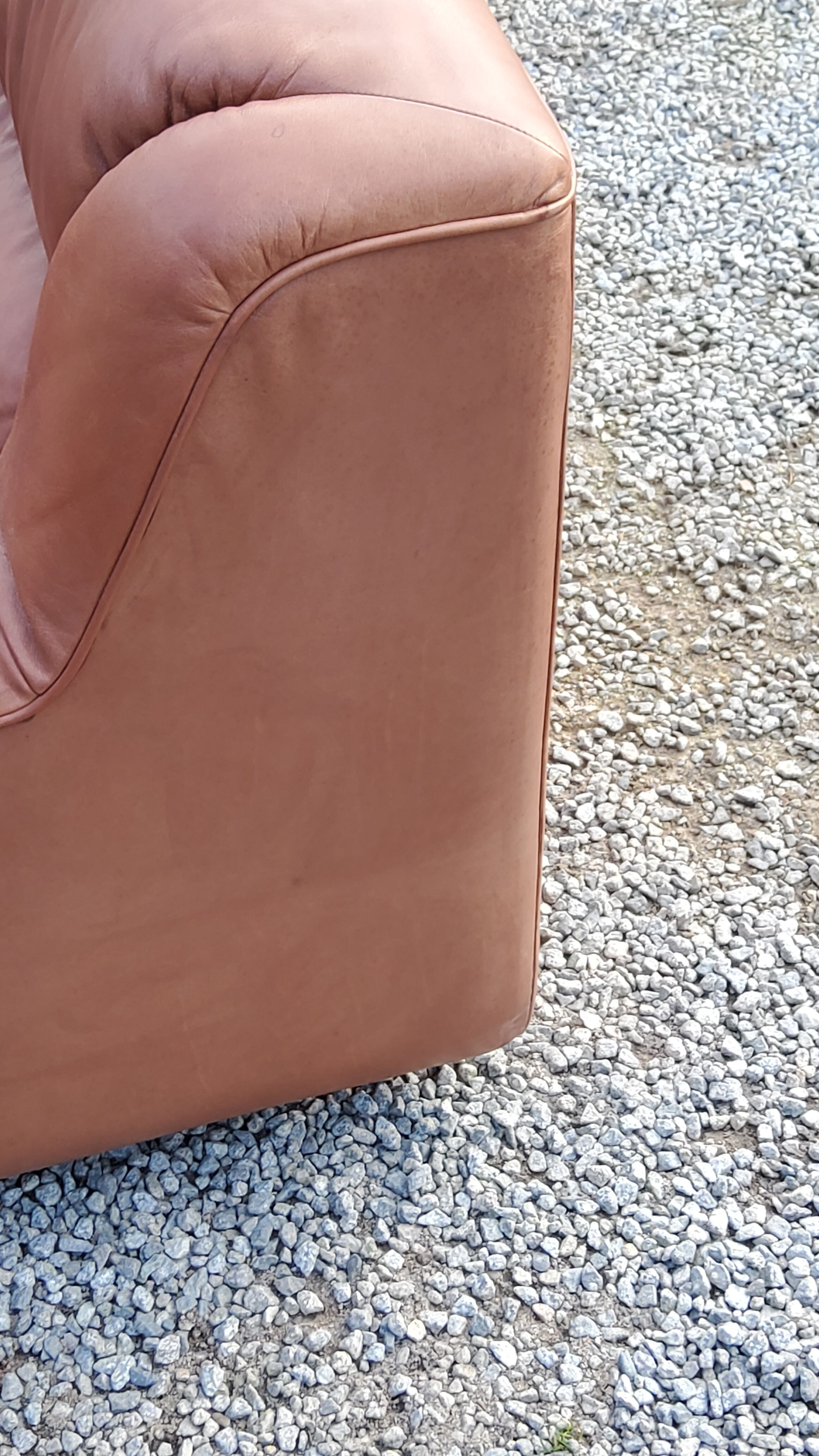 Pair of armchairs and De Sede sofa in cognac leather from the 70s/80s