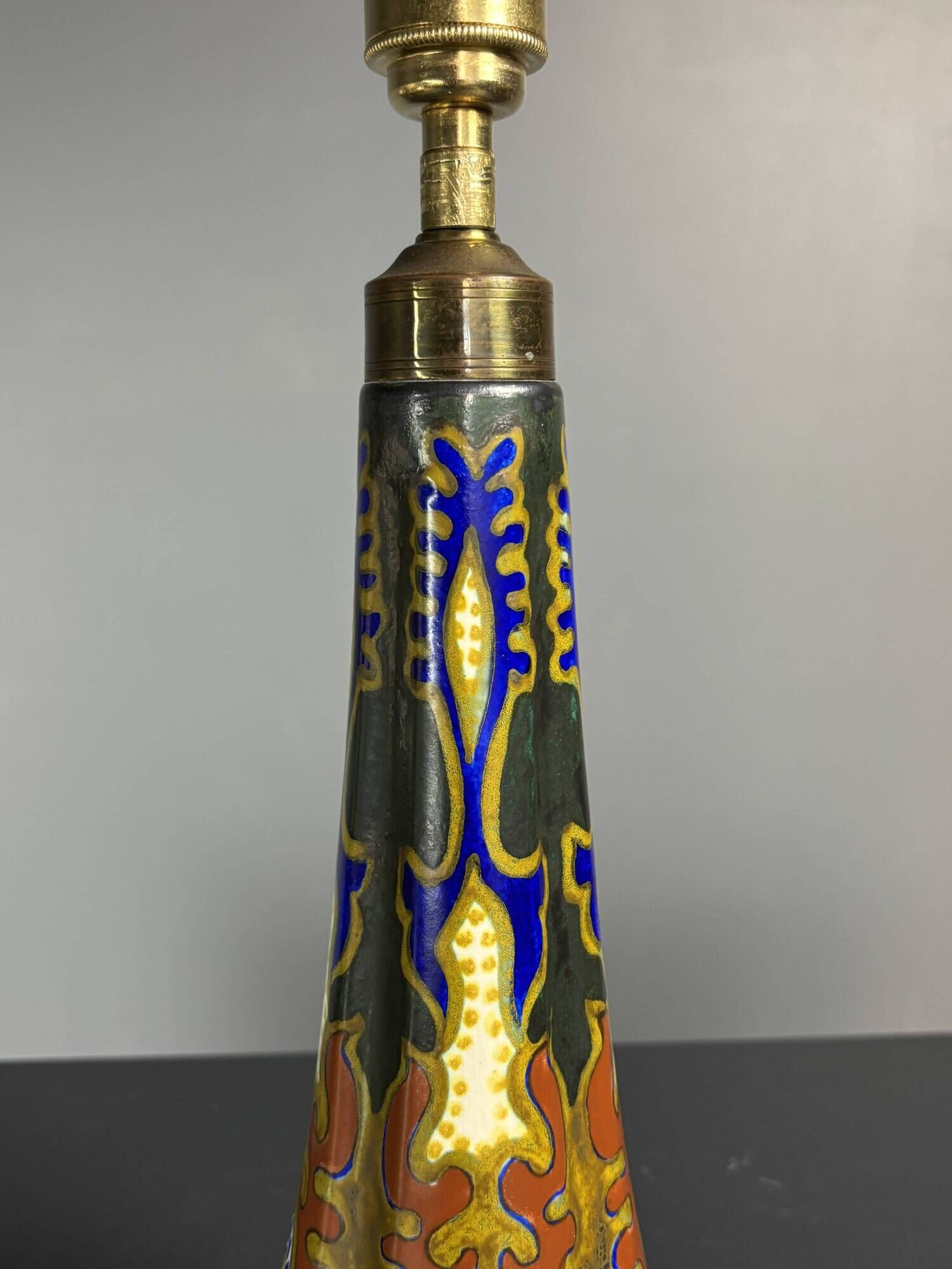 Dutch ceramic art nouveau Plazuid Gouda Pottery table lamp, 1920s